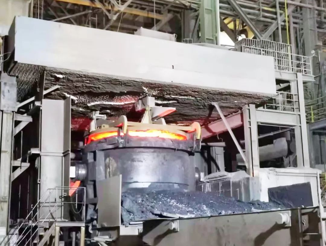 鋼包加揭蓋系統(tǒng)的作用